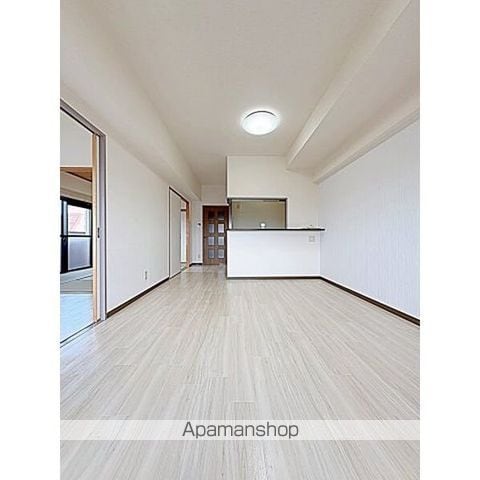 ヒルズ丸和の内装写真