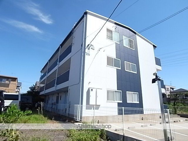 入場ハイツの外観写真