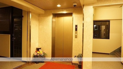 ロイヤル・シャトー一番館[3LDK/66m2]の共用部9