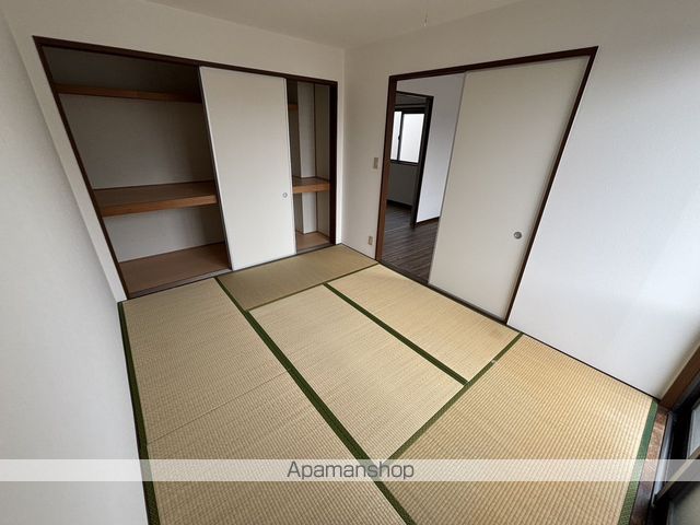 シャーメゾン緑井C棟の内装写真