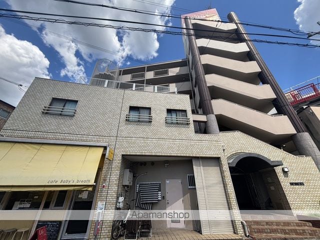 八坂1番館の外観写真