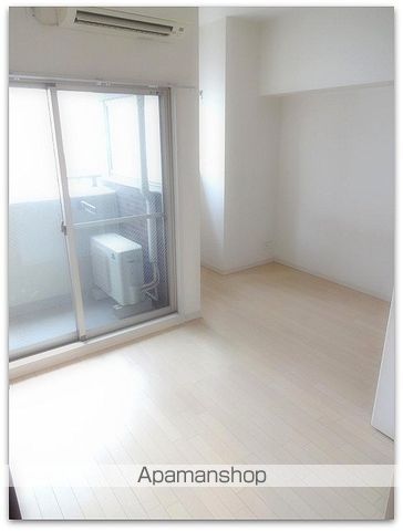 レジディア江戸堀の内装写真