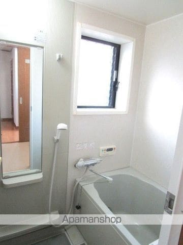 リバートゥルース大沢IIH棟の内装写真