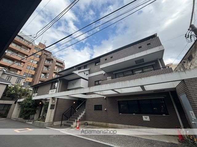 クインテット原宿の外観写真