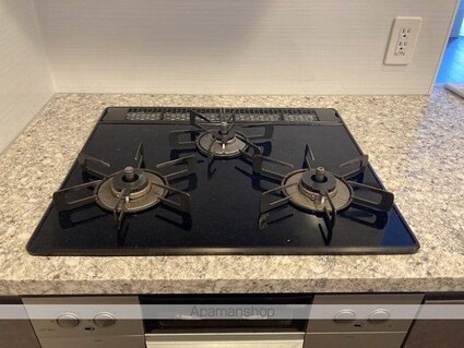 神奈川県横浜市青葉区美しが丘５丁目[2SLDK/65.04m2]の内装2