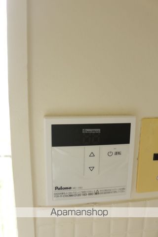 ヴィラナリー三原5号棟の内装写真