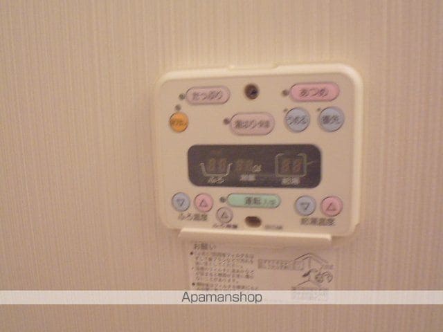 クイーンズタウンI番館の内装写真