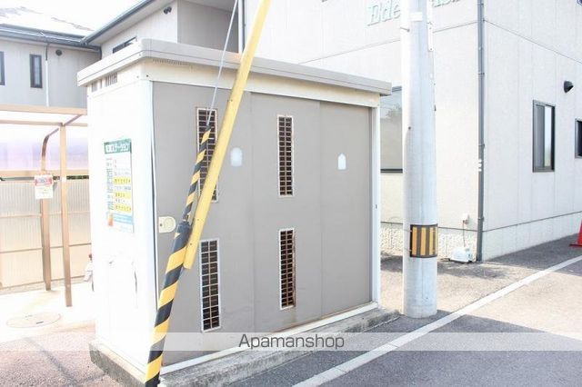 ガーデンパレス A棟の玄関写真