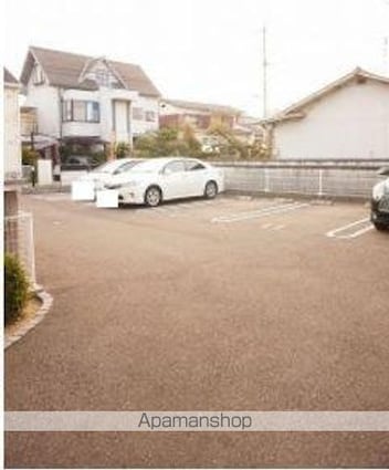 リーフグリーン　ハイツⅢ[1LDK/42.98m2]の駐車場