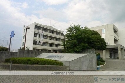カサグランデ市坪Ⅱ[1R/28.05m2]の周辺1