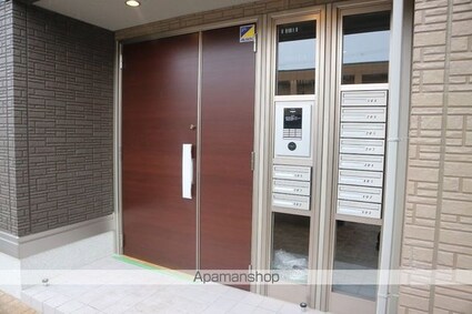 和歌山県和歌山市吹屋町４丁目[1LDK/46.17m2]のエントランス
