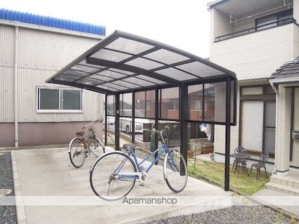 岡山県岡山市北区門前[2DK/40.33m2]の共用部1