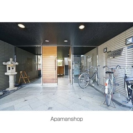 東京都北区滝野川７丁目[2DK/45.9m2]のエントランス2