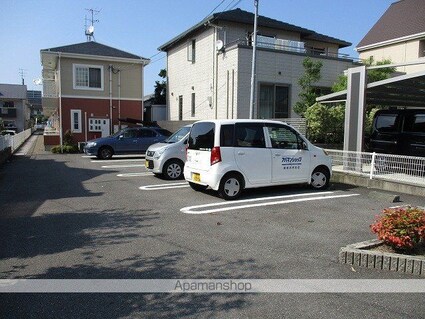 愛媛県新居浜市庄内町４丁目[1R/35.25m2]の共用部1