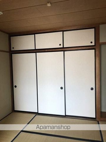 ファミール辰起の内装写真