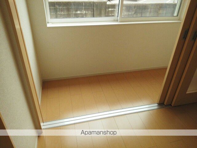 エスマルテ B棟の内装写真