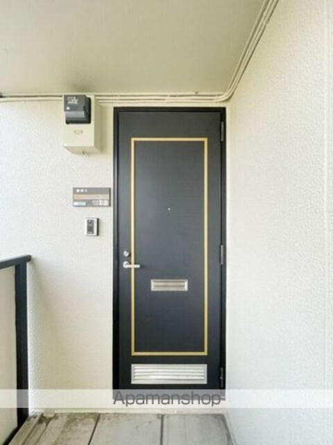 リバーウッド[2LDK/53.68m2]の玄関3