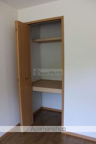 クィーンペガサス Iの内装写真