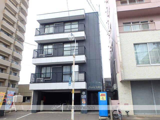 フィオーレ参番館の外観写真