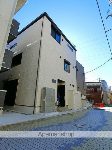 新川崎ヴィラージュAの外観写真