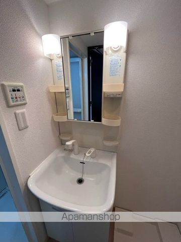 アドバンス西梅田の内装写真