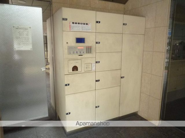 ラファイン江坂の内装写真