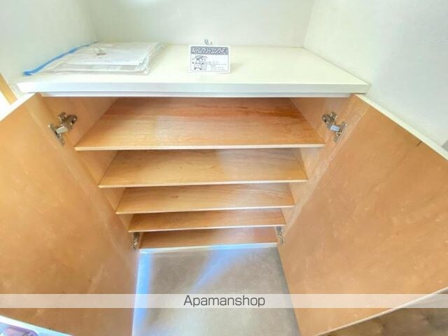 ディアコート栗林[1R/22.32m2]の収納