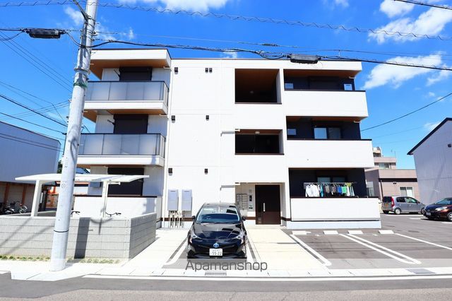 D-ROOM茜部中島 A棟の外観写真