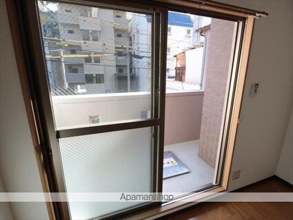 グレイスパル清水[1R/26.99m2]のバルコニー