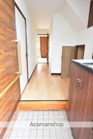 札幌市北区 2階建 築44年の内装写真