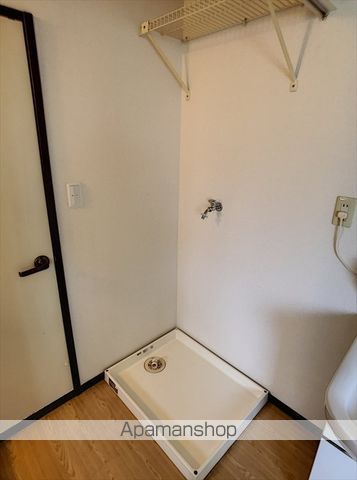 サンヒルズ若草Aの内装写真