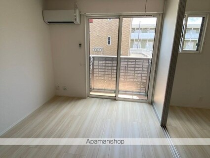 キキョウＫ．ＴツバキＫ．Ｔ　ツバキＫ．Ｔ[1LDK/45.5m2]のリビング・居間