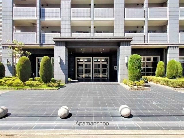 フェニックスレジデンス堺東の玄関写真