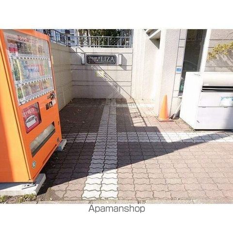 ハウスオブリザ北32条の玄関写真