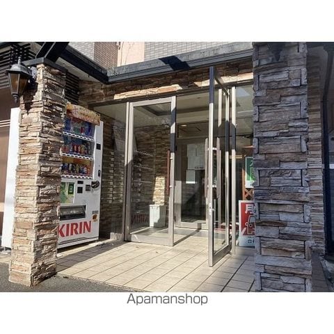 イーズマンションVの玄関写真