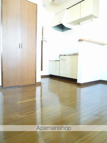 クルーズハウス栄町中央の内装写真