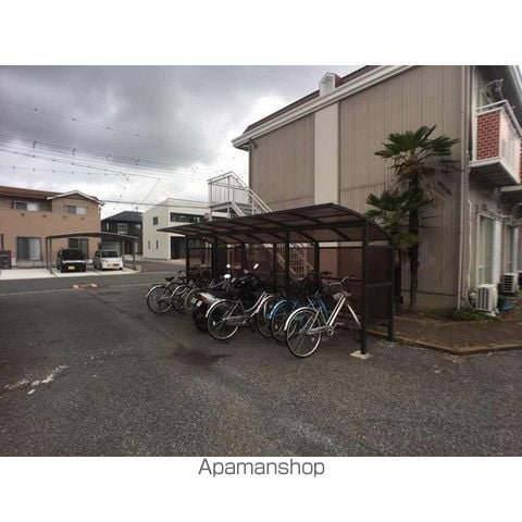 パナヴィレッジエッグBの外観写真
