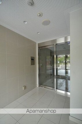 ソフィアコート光町[2K/42.8m2]のエントランス