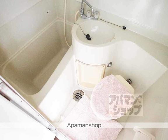 二軒茶屋マンションの内装写真
