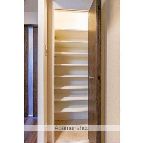コンフォリア南千住の内装写真