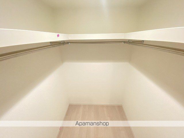 セレニテ江坂グランデの内装写真