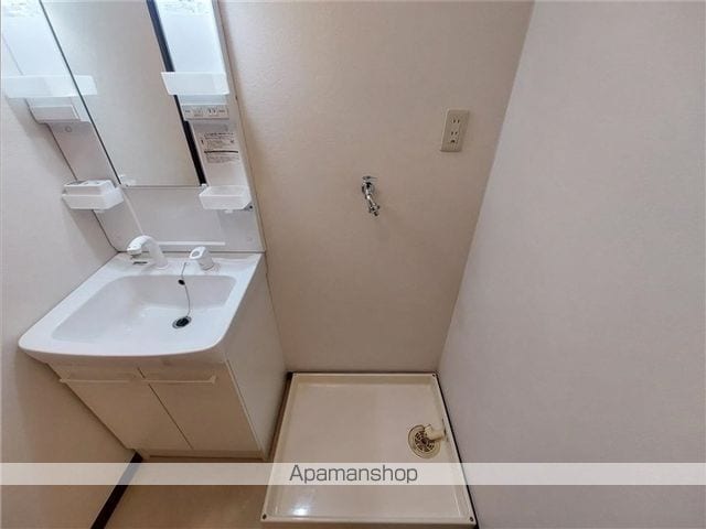 ウエスト7泉の内装写真