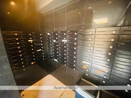 東京都葛飾区青戸２丁目[1K/20.16m2]のエントランス1