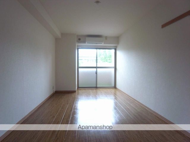アマルフィ山科の内装写真