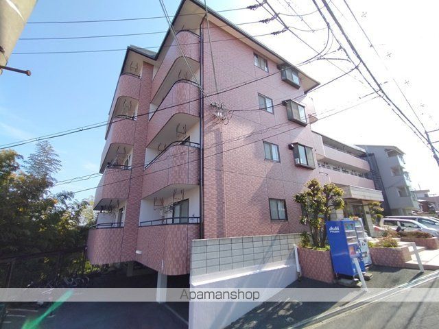 シャンテー香里ヶ丘IIIの外観写真