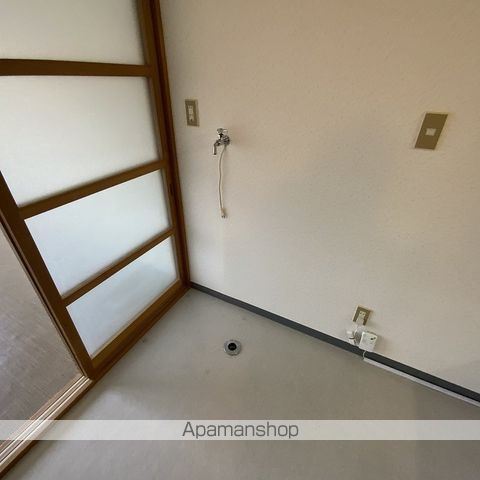 クリスタルマンションの内装写真