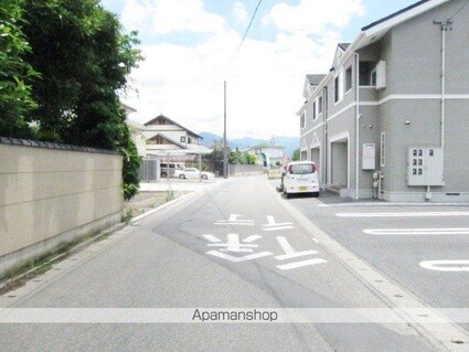 フォーブルＹーⅡ[2LDK/67.67m2]の周辺2