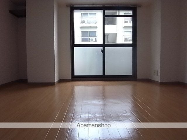 ドール久屋通の内装写真