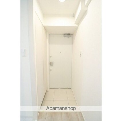 コンフォリア日暮里[2LDK/54.64m2]の玄関