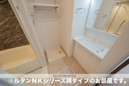 イーストブルー　Ⅱ[2LDK/52.82m2]の洗面所